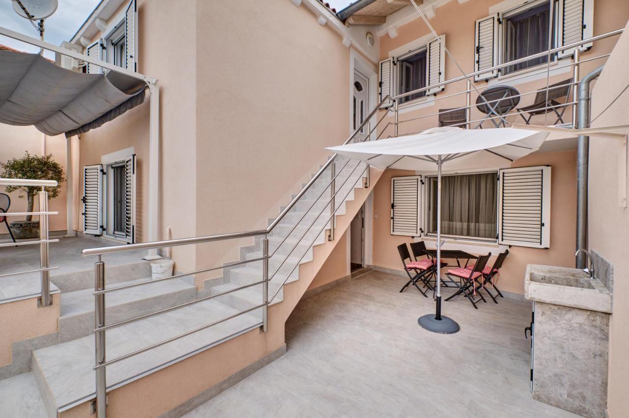 Apartments Ljubica 베리로신즈 외부 사진