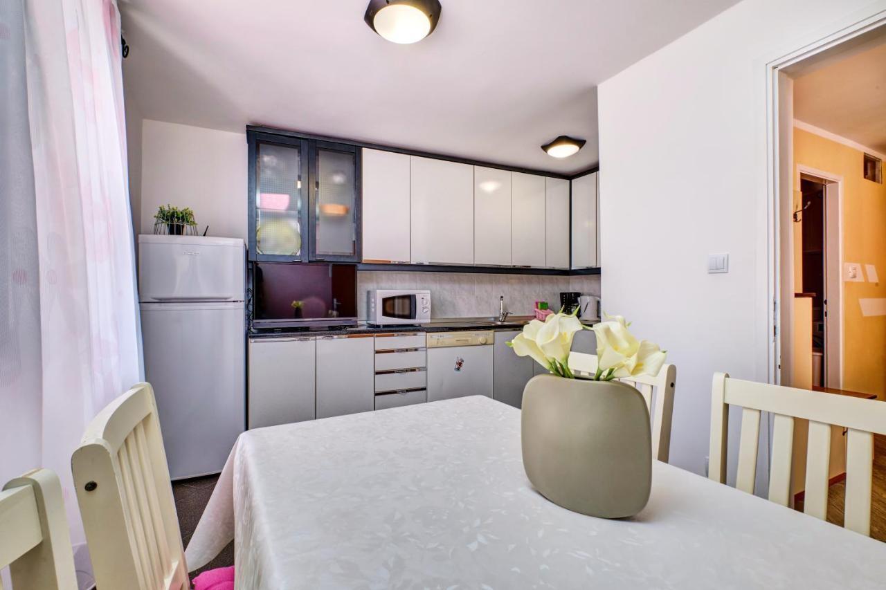 Apartments Ljubica 베리로신즈 외부 사진