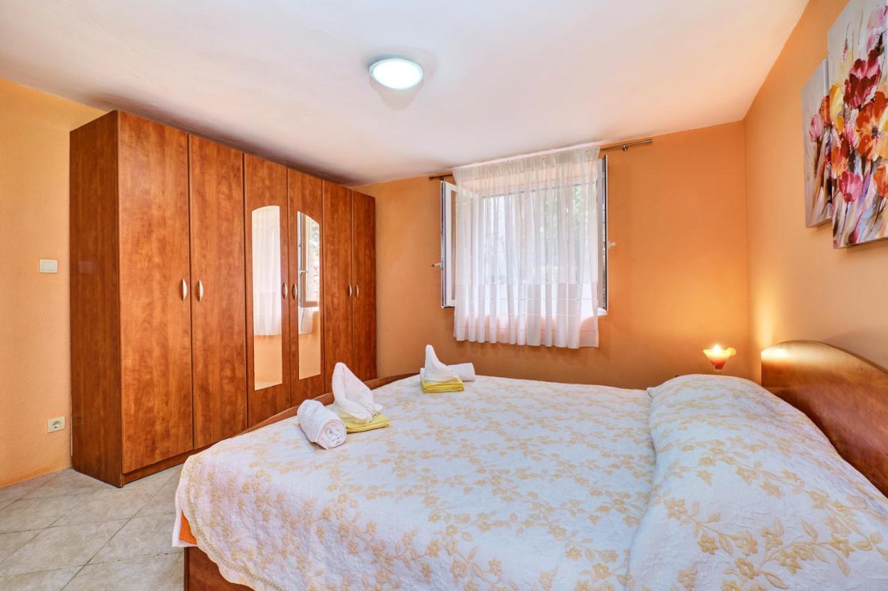 Apartments Ljubica 베리로신즈 외부 사진
